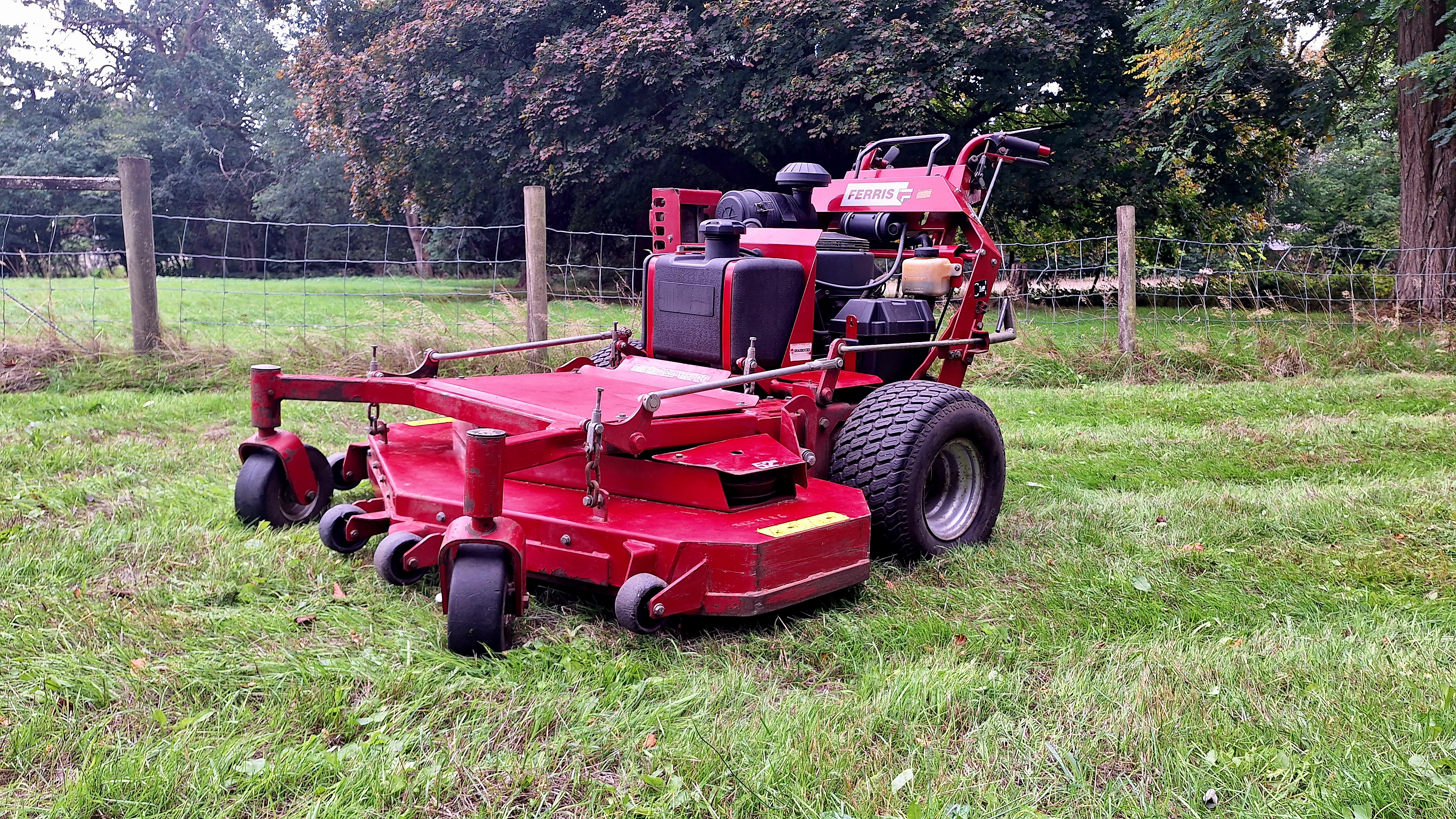 Ferris Commercial Walk-Behind Mower – 52” Deck